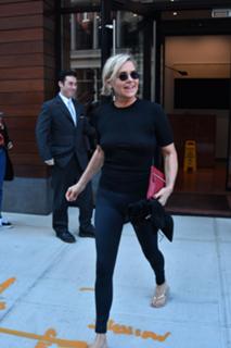 Yolanda Hadid feet photo 17