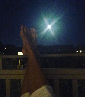 Yolanda Hadid feet photo 14