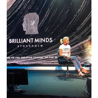 Yolanda Hadid feet photo 12