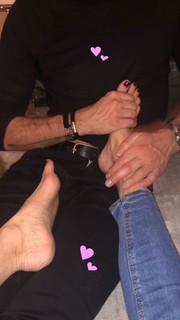 Yolanda Hadid feet photo 5