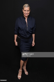 Yolanda Hadid feet photo 13