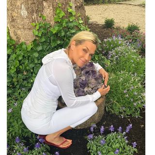 Yolanda Hadid feet photo 6
