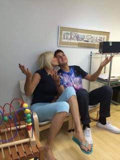 Yolanda Hadid feet photo 4