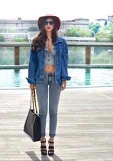 Yolanthe Cabau feet photo thumbnail