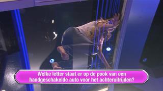 Yolanthe Cabau feet photo thumbnail