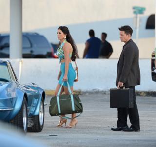 Yolanthe Cabau feet photo thumbnail