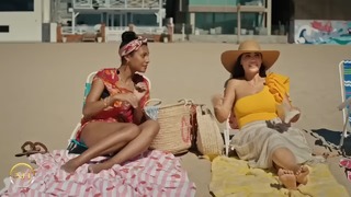 Yolanthe Cabau feet photo thumbnail