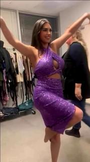 Yolanthe Cabau feet photo thumbnail