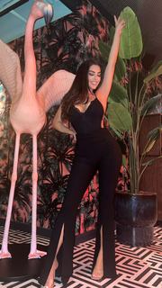 Yolanthe Cabau feet photo thumbnail