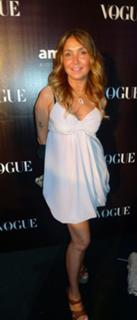 Yonca Evcimik feet photo 9