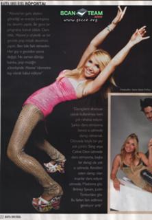 Yonca Evcimik feet photo 4