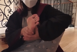 Yoo 'Jinnytty' Yoonjin feet photo thumbnail