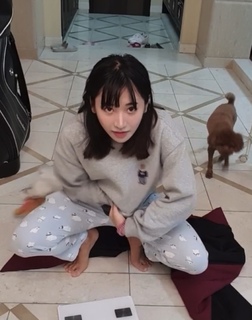 Yoo 'Jinnytty' Yoonjin feet photo thumbnail