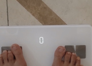 Yoo 'Jinnytty' Yoonjin feet photo thumbnail