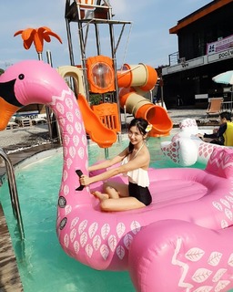 Yoo 'Jinnytty' Yoonjin feet photo thumbnail