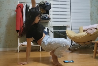 Yoo 'Jinnytty' Yoonjin feet photo thumbnail