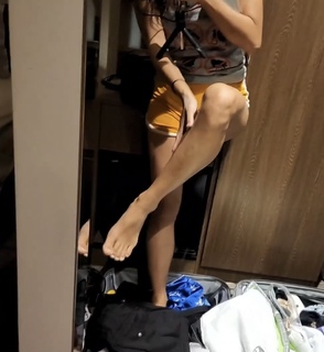 Yoo 'Jinnytty' Yoonjin feet photo thumbnail