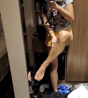 Yoo 'Jinnytty' Yoonjin feet photo thumbnail