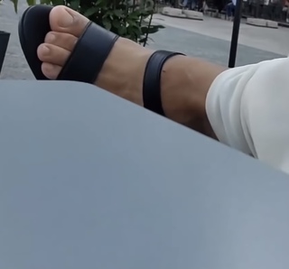 Yoo 'Jinnytty' Yoonjin feet photo thumbnail