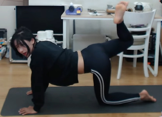 Yoo 'Jinnytty' Yoonjin feet photo thumbnail