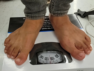 Yoo 'Jinnytty' Yoonjin feet photo thumbnail