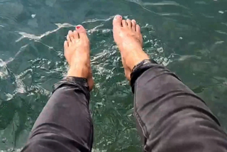 Yoo 'Jinnytty' Yoonjin feet photo thumbnail