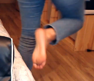 Yoo 'Jinnytty' Yoonjin feet photo thumbnail