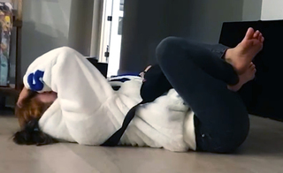 Yoo 'Jinnytty' Yoonjin feet photo thumbnail