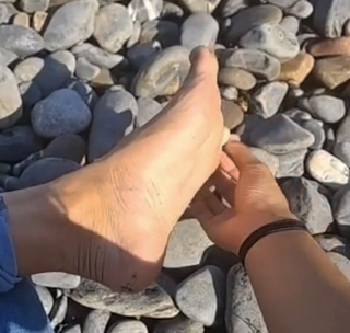 Yoo 'Jinnytty' Yoonjin feet photo thumbnail