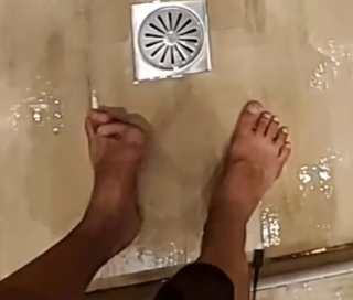 Yoo 'Jinnytty' Yoonjin feet photo thumbnail