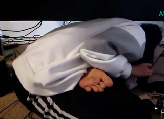 Yoo 'Jinnytty' Yoonjin feet photo thumbnail