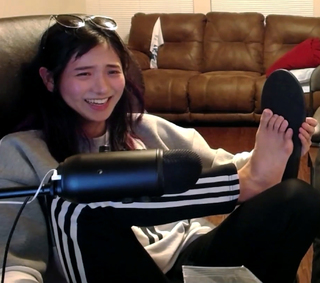 Yoo 'Jinnytty' Yoonjin feet photo thumbnail