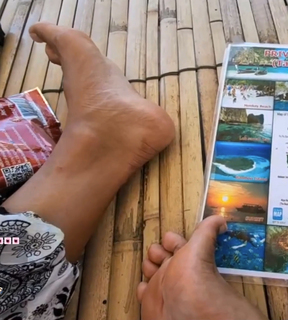 Yoo 'Jinnytty' Yoonjin feet photo thumbnail