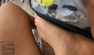 Yoo 'Jinnytty' Yoonjin feet photo thumbnail