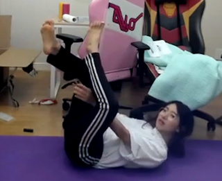 Yoo 'Jinnytty' Yoonjin feet photo thumbnail