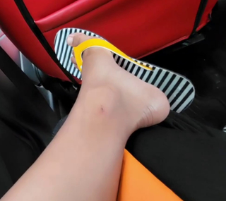 Yoo 'Jinnytty' Yoonjin feet photo thumbnail