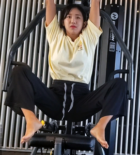 Yoo 'Jinnytty' Yoonjin feet photo thumbnail