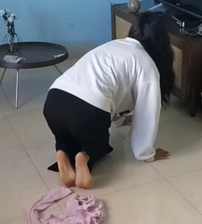 Yoo 'Jinnytty' Yoonjin feet photo thumbnail