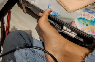 Yoo 'Jinnytty' Yoonjin feet photo thumbnail