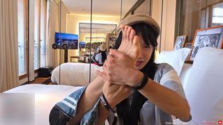 Yoo 'Jinnytty' Yoonjin feet photo 7