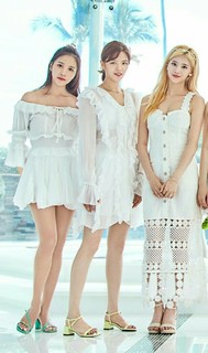 Yoo Jeong Yeon feet photo 3