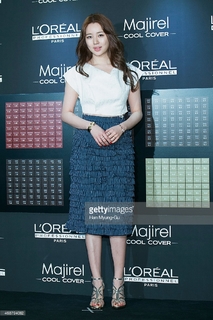 Yoon Eun-hye feet photo 14