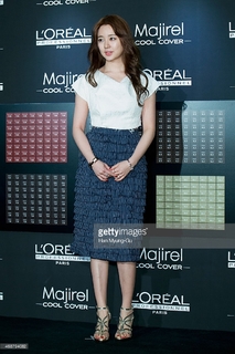 Yoon Eun-hye feet photo 11