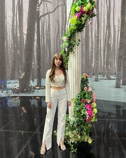 Yoon Eun-hye feet photo 15