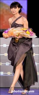 Yoon So-yi feet photo 3