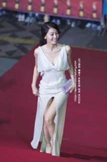 Yoon So-yi feet photo 2