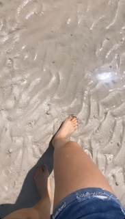 Yoseline Hoffman feet photo thumbnail