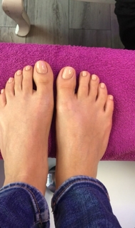 Yoseline Hoffman feet photo thumbnail