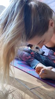 Yoseline Hoffman feet photo thumbnail
