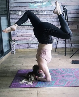 Yoseline Hoffman feet photo thumbnail